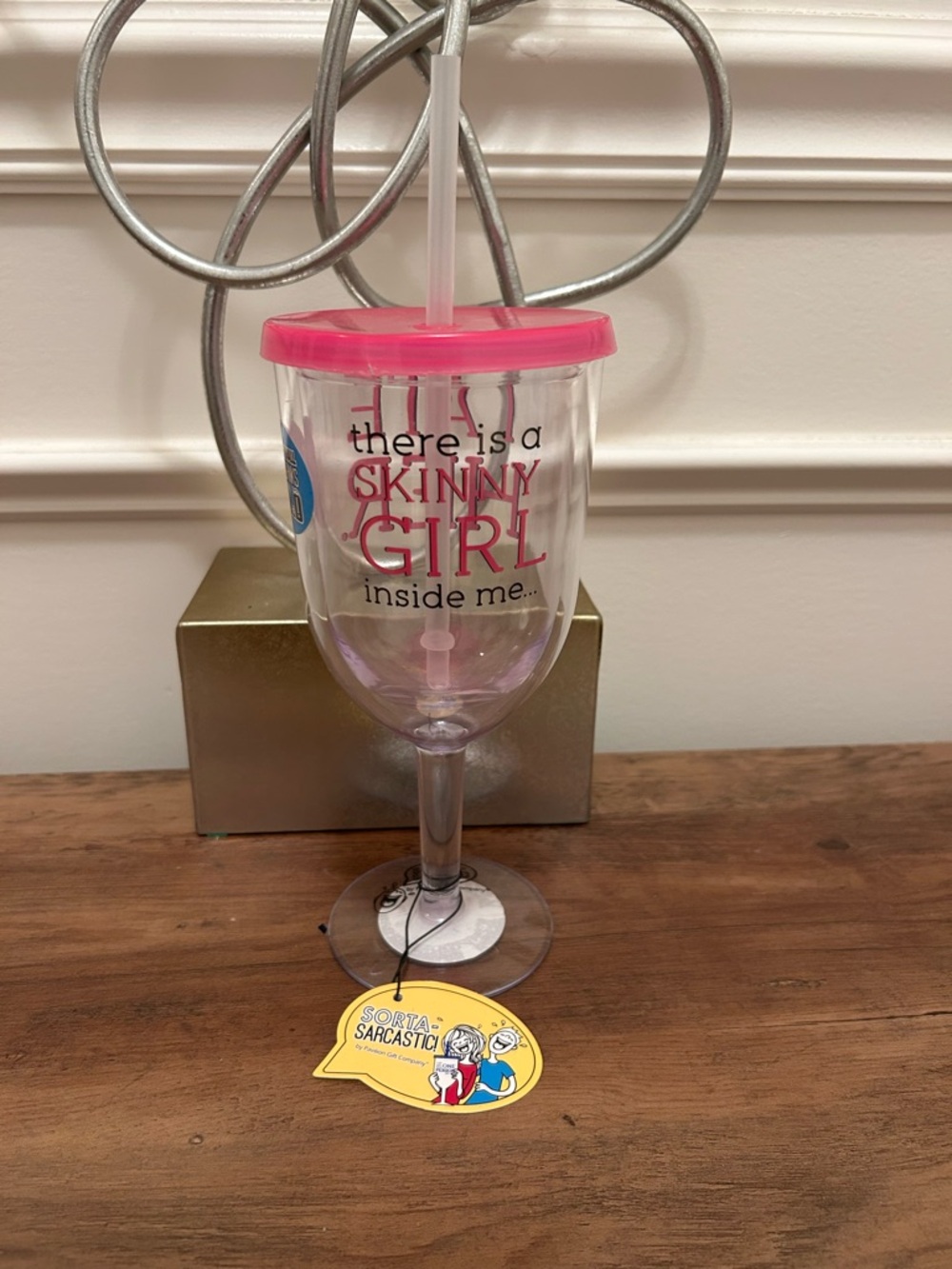 Pink-Lidded Tumbler Wine Cup - "There Is A Skinny Girl Inside Me"